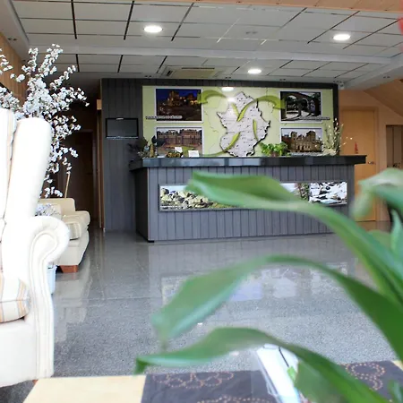 Hotel Los Barruecos By Croma 3* Malpartida de Caceres