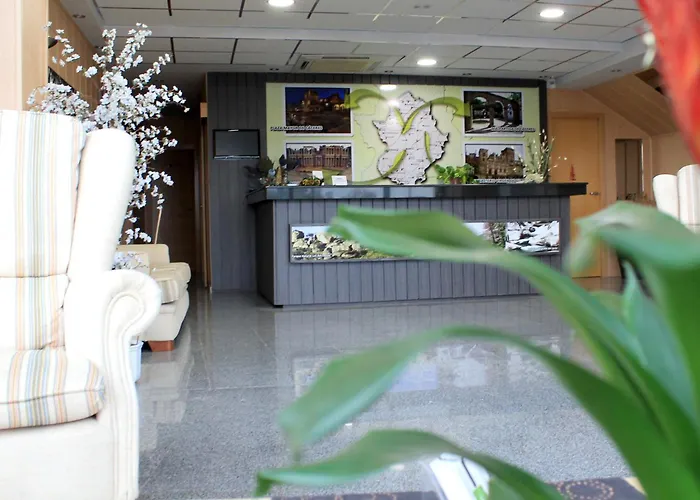 Barruecos Grupo Bga 3* Malpartida de Cáceres